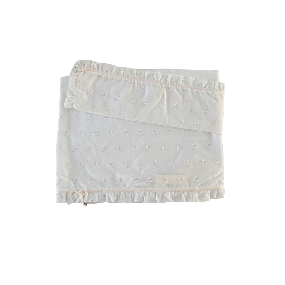 Incanto Bianco: Lenzuolino in Sangallo Artigianale